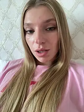 Snapshot of adel_secret chatting on 11, 6, 2026 adel secret online show from 11, 6, 2026