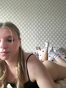 Snapshot of adel_secret chatting on 14, 6, 2026 adel secret online show from 14, 6, 2026