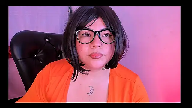 Samanta cutee online show from 2, 3, 2025