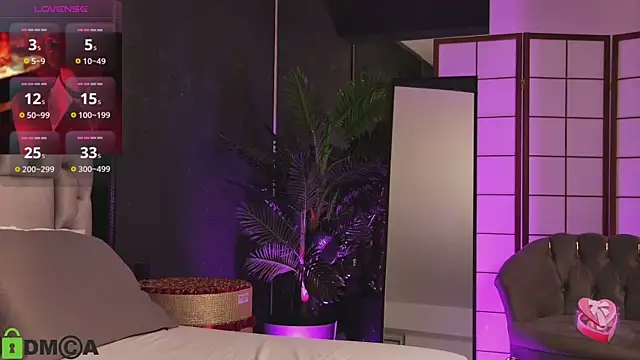 Snapshot of OliviaHawn chatting on 9, 2, 2025 OliviaHawn online show from 9, 2, 2025