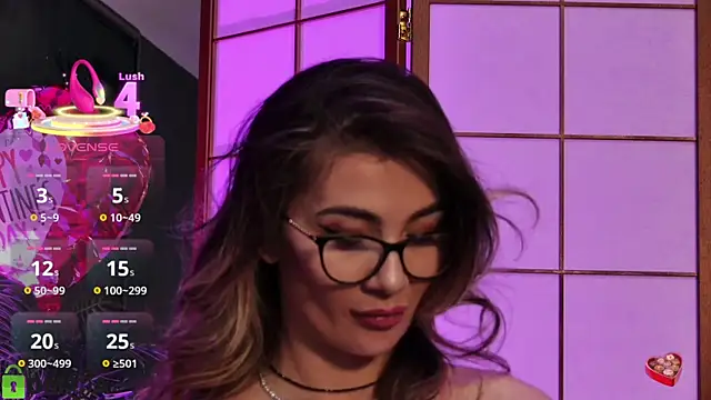 Snapshot of OliviaHawn chatting on 15, 2, 2026 OliviaHawn online show from 15, 2, 2026