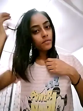 Snapshot of cleopatra-phaedra chatting on 1, 12, 2024 cleopatra-phaedra online show from 1, 12, 2024