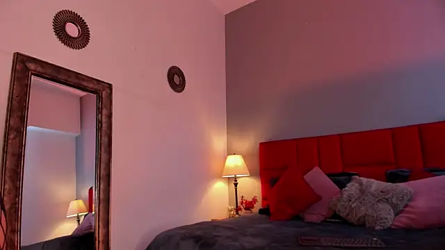 Violetta Nur online show from 9, 4, 2026