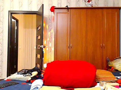 Olvia7985 online show from 8, 2, 2025