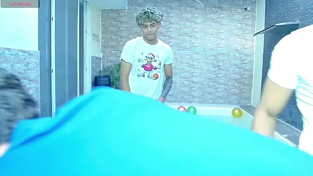 Boysgang sex online show from 26, 4, 2026