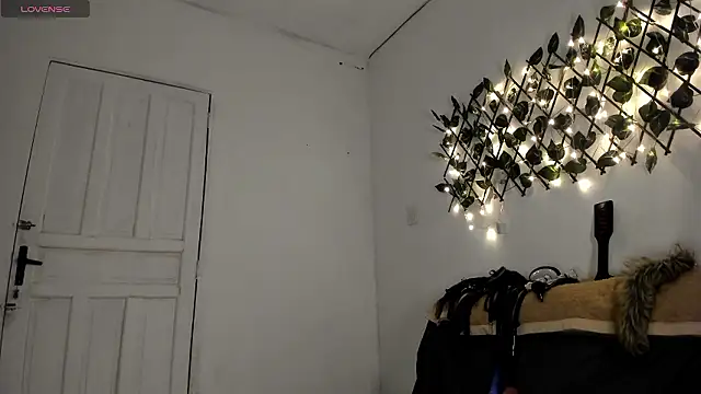 Chica hot dirty online show from 6, 12, 2024