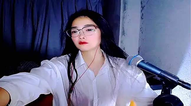 Snapshot of Floor_oo chatting on 6, 2, 2025 Floor oo online show from 6, 2, 2025