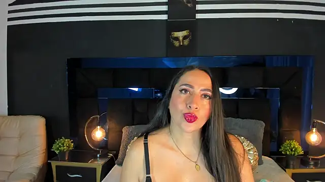 MayraVegas online show from 6, 2, 2025