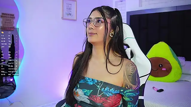 Marianamonroe  online show from 17, 9, 2025