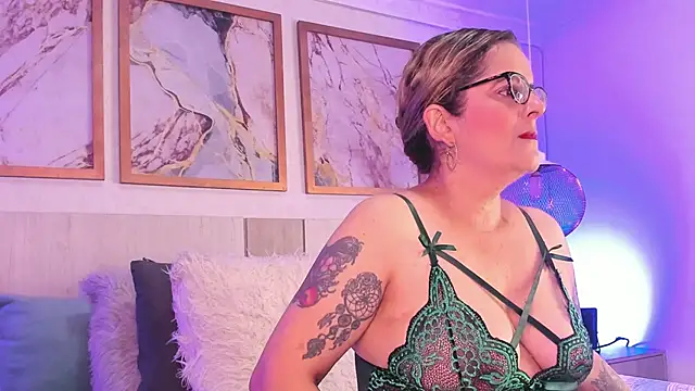 ValeryHart1 online show from 11, 3, 2025