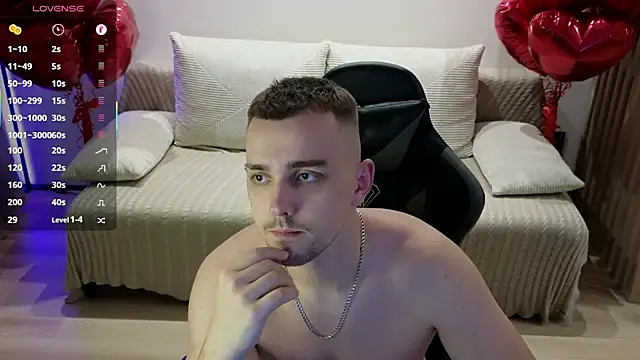 Larstar01 online show from 28, 10, 2025