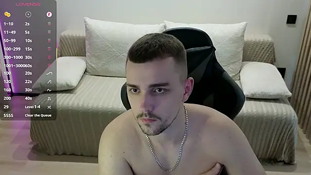 Larstar01 online show from 19, 11, 2025