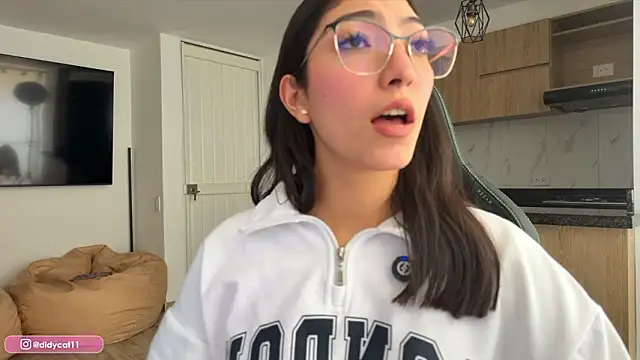 MarianaBranzz online show from 26, 2, 2026