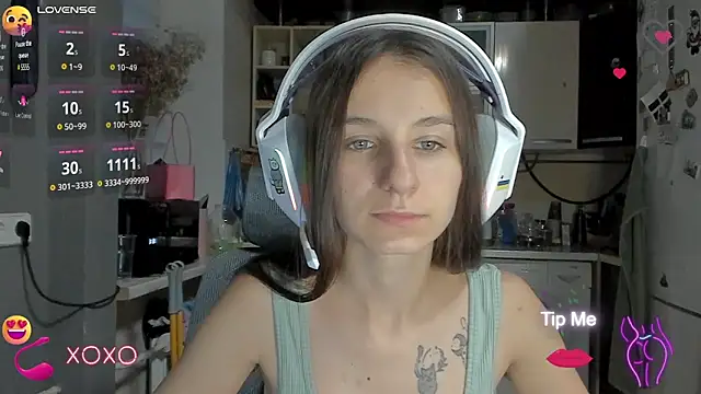  Nika Kik online show from 1, 10, 2025