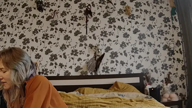 Littlespacemouse online show from 14, 10, 2025