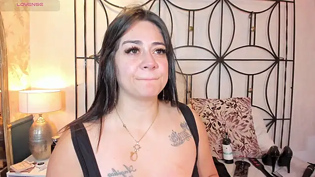 nahomi sweett online show from 9, 9, 2025