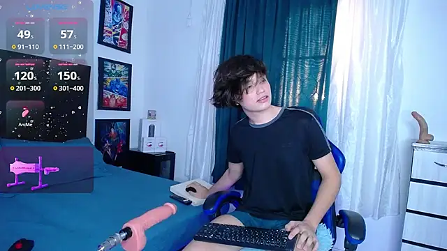 Snapshot of andyboy- chatting on 4, 12, 2025 andyboy- online show from 4, 12, 2025