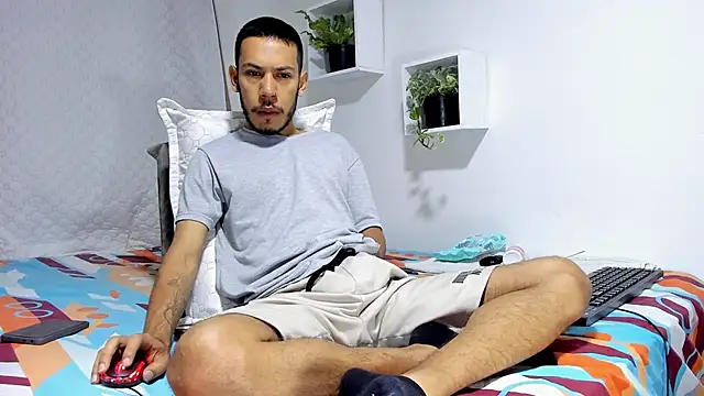 Aronxxs online show from 6, 2, 2025