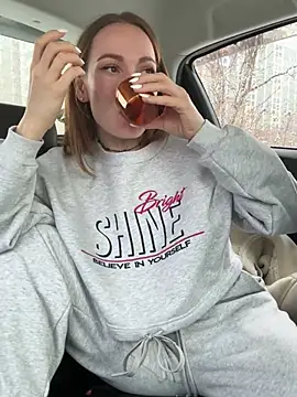 Snapshot of LavenderHot chatting on 8, 1, 2025 LavenderHot online show from 8, 1, 2025