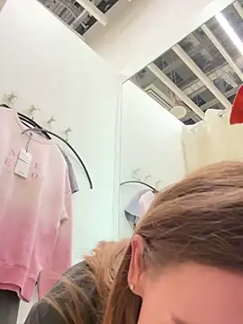 Snapshot of LavenderHot chatting on 9, 1, 2025 LavenderHot online show from 9, 1, 2025