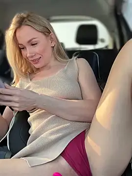 Snapshot of LavenderHot chatting on 22, 2, 2025 LavenderHot online show from 22, 2, 2025