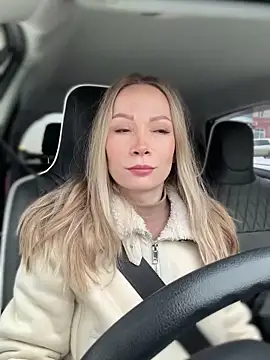 Snapshot of LavenderHot chatting on 11, 3, 2025 LavenderHot online show from 11, 3, 2025