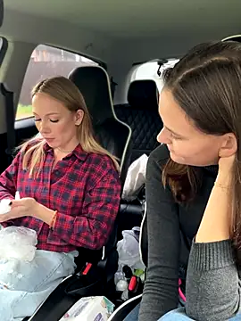 Snapshot of LavenderHot chatting on 11, 9, 2025 LavenderHot online show from 11, 9, 2025