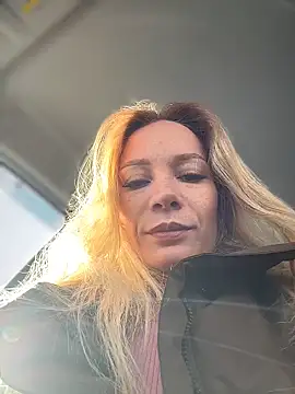 LavenderHot online show from 18, 4, 2026