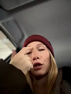 LavenderHot online show from 23, 4, 2026