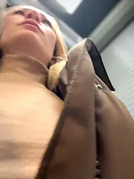 LavenderHot online show from 24, 4, 2026