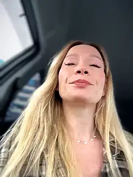 LavenderHot online show from 27, 4, 2026