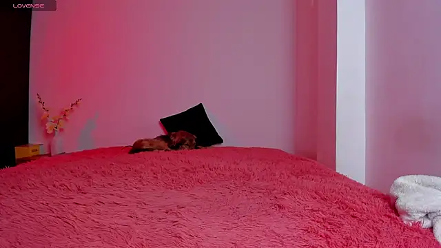 Simply Zoe   online show from 12, 9, 2025