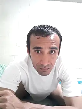 EIGUAP00 online show from 27, 2, 2025