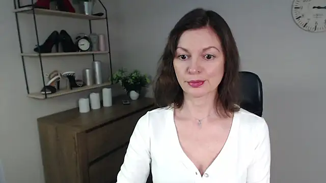 VivianWILD online show from 13, 2, 2025