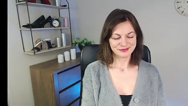 VivianWILD online show from 21, 2, 2025