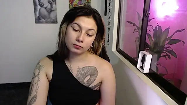 Snapshot of mailer_parsonss chatting on 21, 2, 2025 mailer parsonss online show from 21, 2, 2025