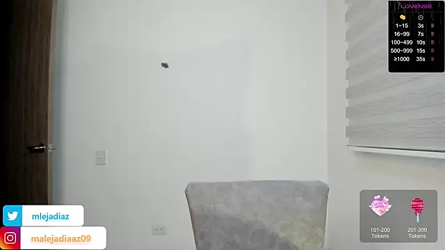 Snapshot of MalejaDiaz_ chatting on 18, 12, 2024 MalejaDiaz online show from 18, 12, 2024