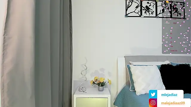 Snapshot of MalejaDiaz_ chatting on 17, 2, 2025 MalejaDiaz online show from 17, 2, 2025