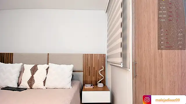 MalejaDiaz  online show from 25, 4, 2026