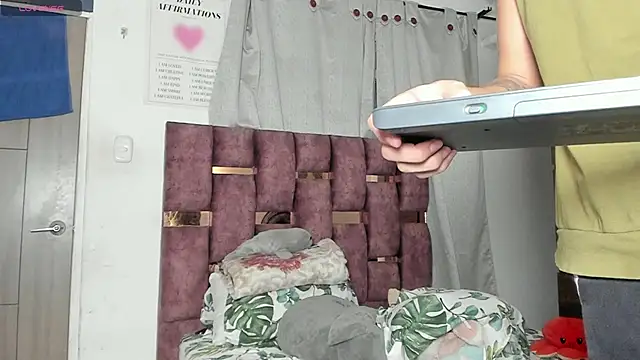 Snapshot of Angelo_018 chatting on 1, 2, 2025 Angelo 018 online show from 1, 2, 2025