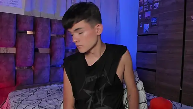 Snapshot of Angelo_018 chatting on 14, 2, 2025 Angelo 018 online show from 14, 2, 2025