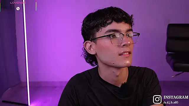 Snapshot of Angelo_018 chatting on 9, 3, 2026 Angelo 018 online show from 9, 3, 2026