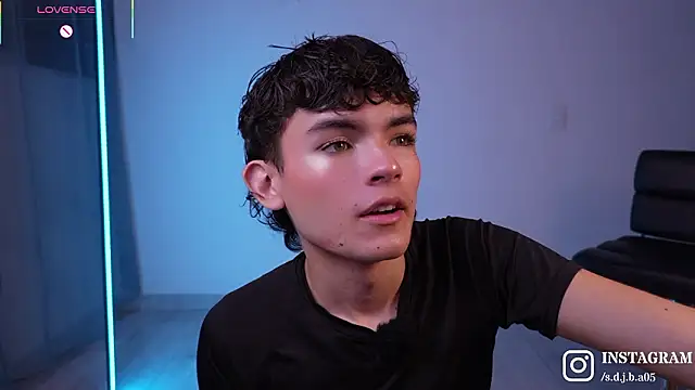 Snapshot of Angelo_018 chatting on 15, 3, 2026 Angelo 018 online show from 15, 3, 2026