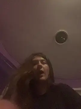 itzcheyduh online show from 24, 10, 2025