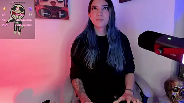 sofi pretty uwu- online show from 27, 4, 2026