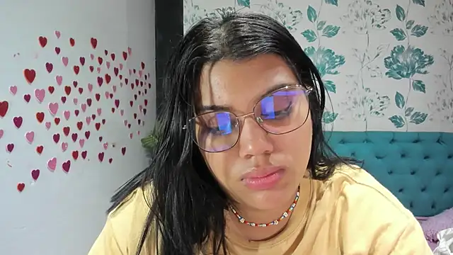 LindaBreeS online show from 1, 3, 2025