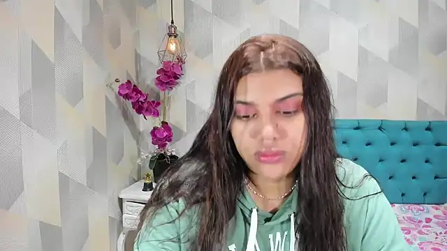 LindaBreeS online show from 15, 9, 2025