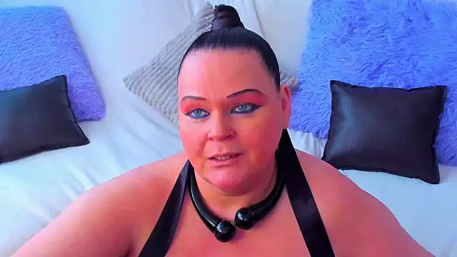 MilanaBiegert online show from 2, 3, 2025