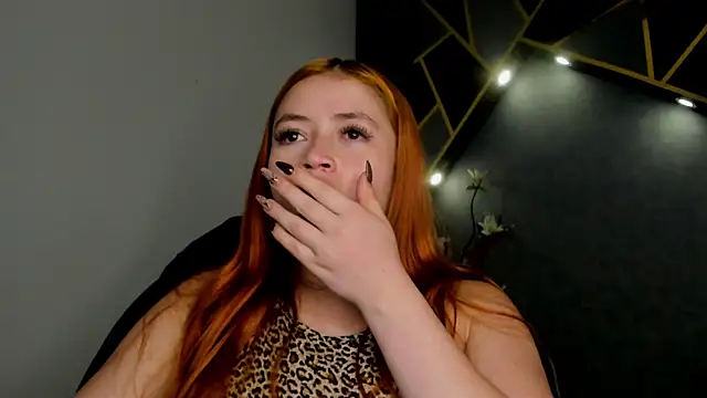 Snapshot of almma_shy chatting on 28, 1, 2025 almma shy online show from 28, 1, 2025