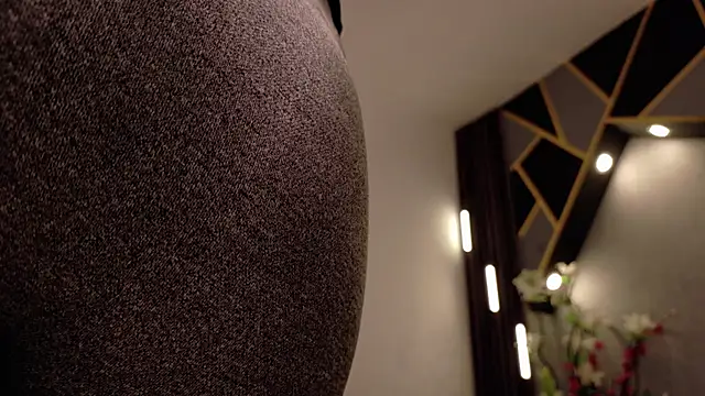 Snapshot of almma_shy chatting on 21, 2, 2025 almma shy online show from 21, 2, 2025